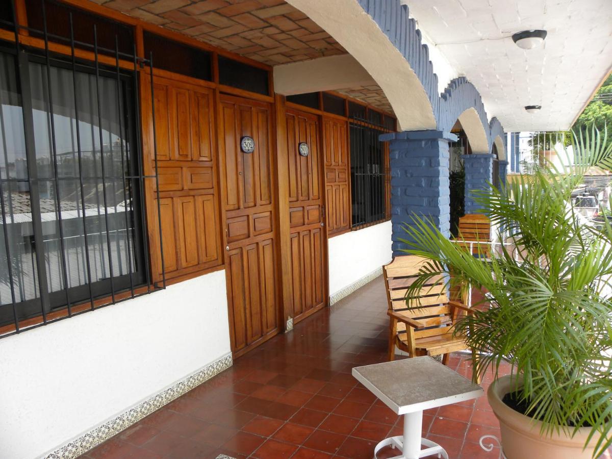 Arcos Hotel Катемако Экстерьер фото
