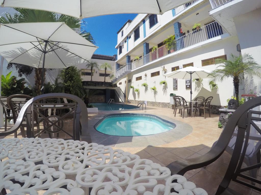 Arcos Hotel Катемако Экстерьер фото